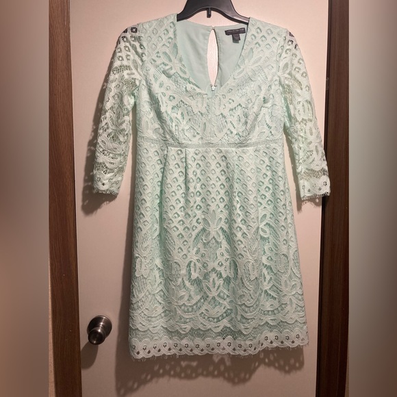 A Pea In The Pod Maternity Dress - Picture 1 of 6